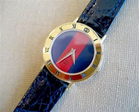 navy blue gucci watch.